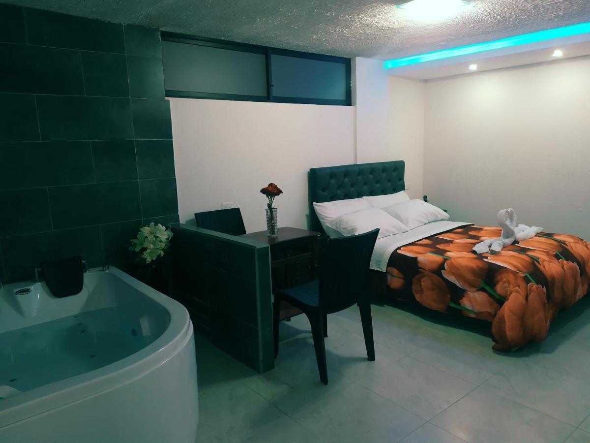 Hostal Ajavi Del Sur Quito Exteriör bild