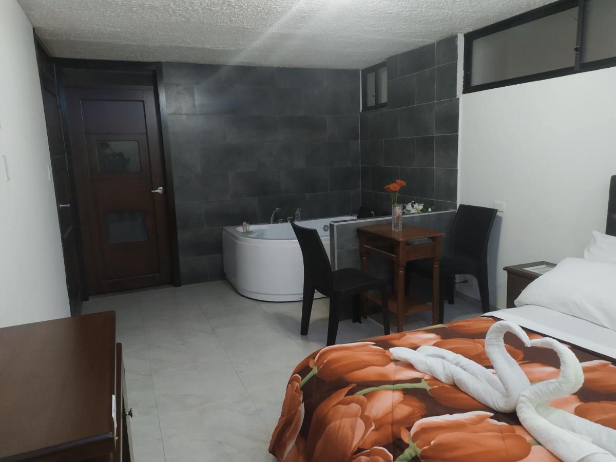 Hostal Ajavi Del Sur Quito Exteriör bild